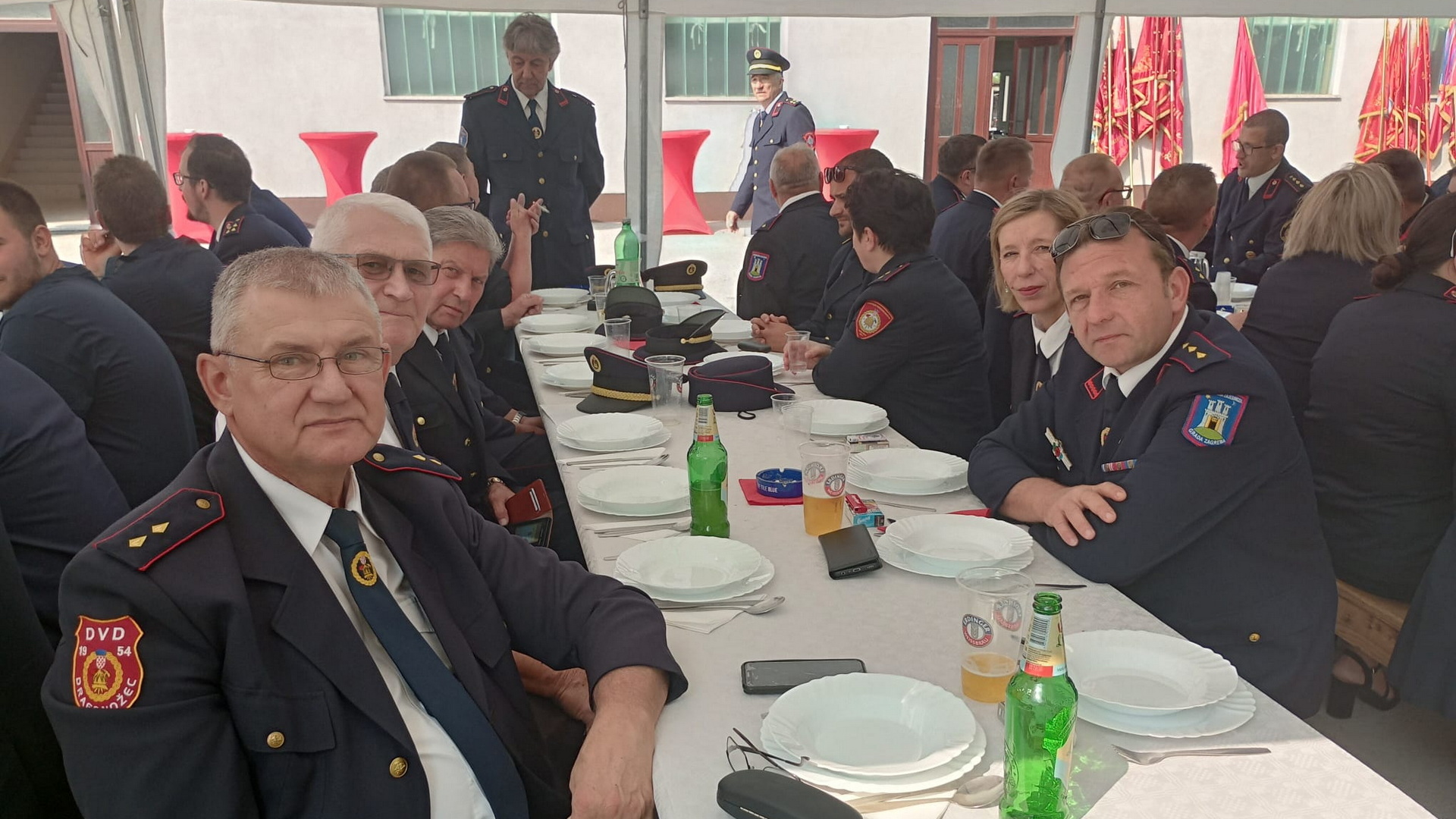 Pročitajte više o članku Na proslavi obljetnice prijateljskog DVD-a